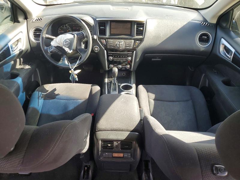 2015 Nissan Pathfinder sv