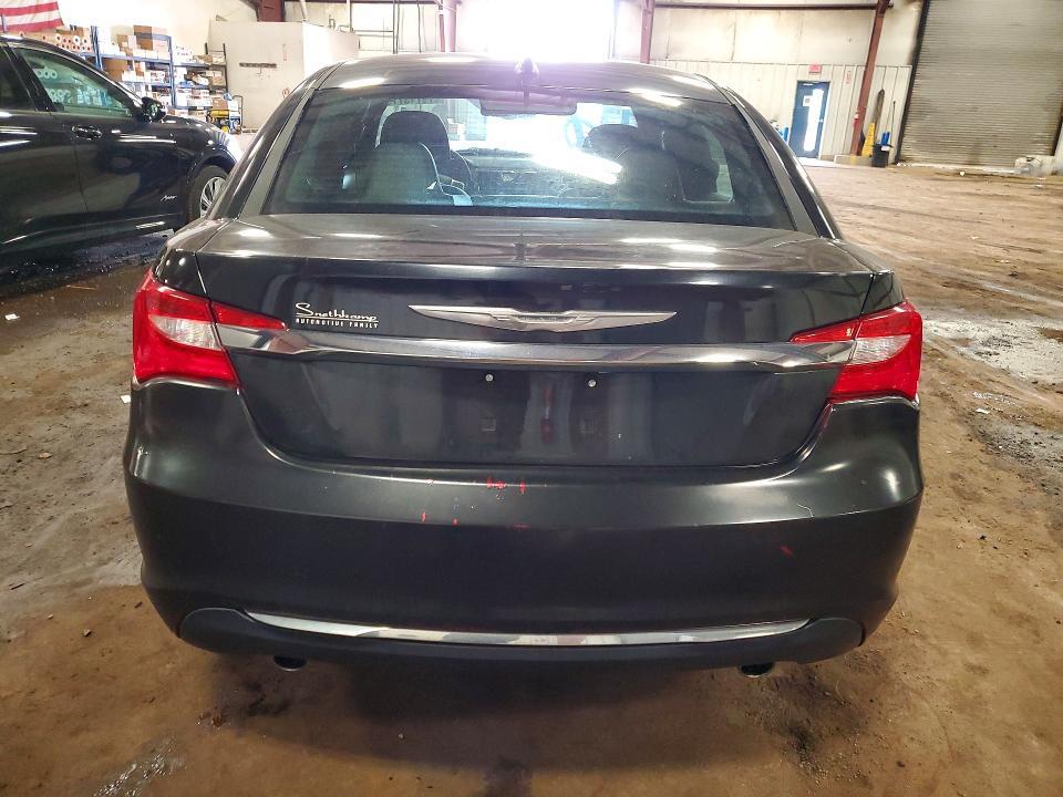 2011 Chrysler 200 Limited