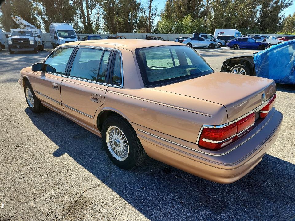 1994 Lincoln Townhouse Continental Signature