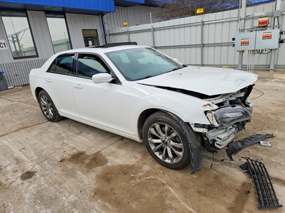 2014 Chrysler 300 s