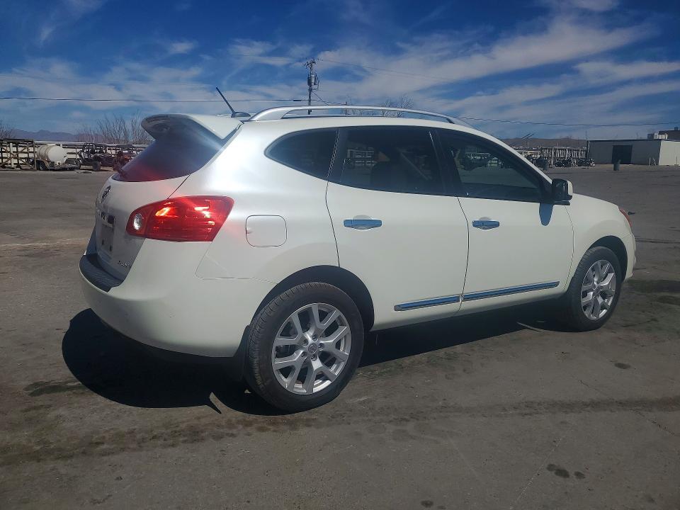 2011 Nissan Rogue s