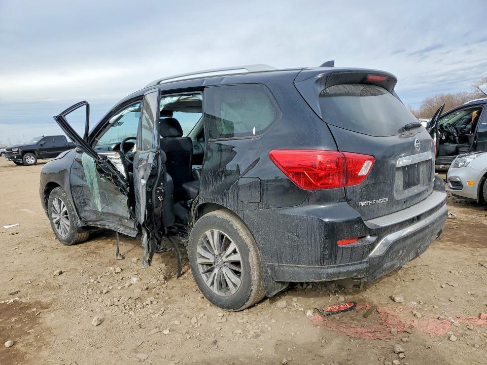 2020 Nissan Pathfinder s