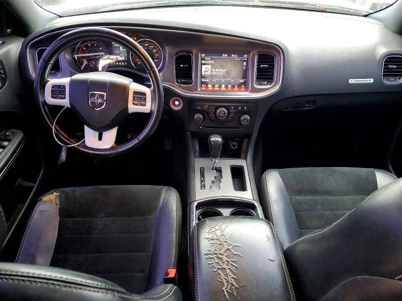 2011 Dodge Charger r