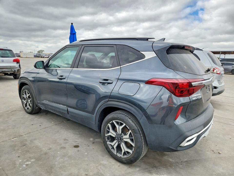 2022 KIA Seltos ex