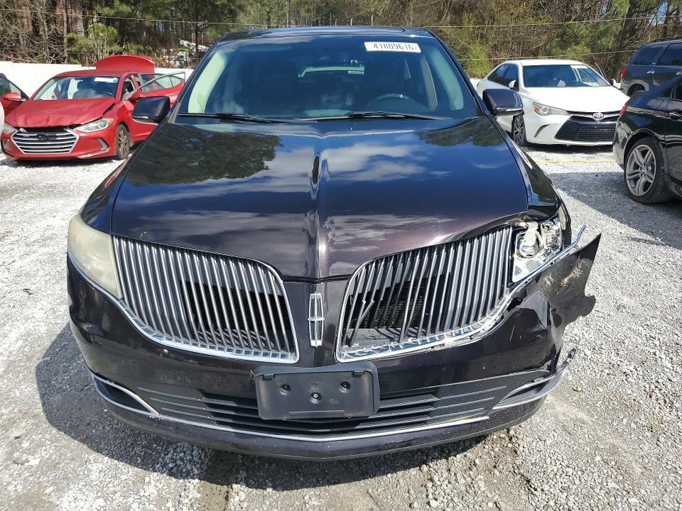 2014 Lincoln Townhouse MKT