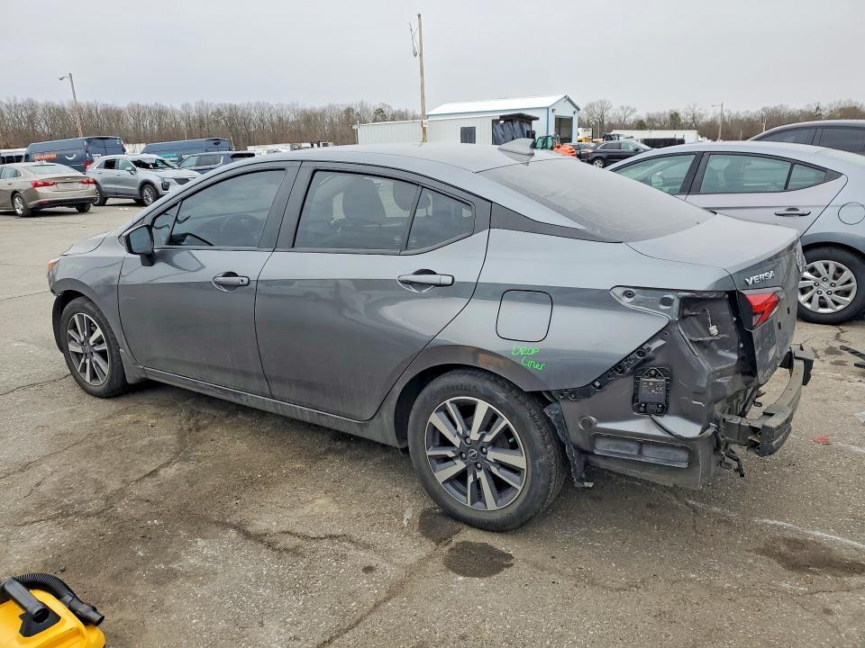 2023 Nissan Versa sv