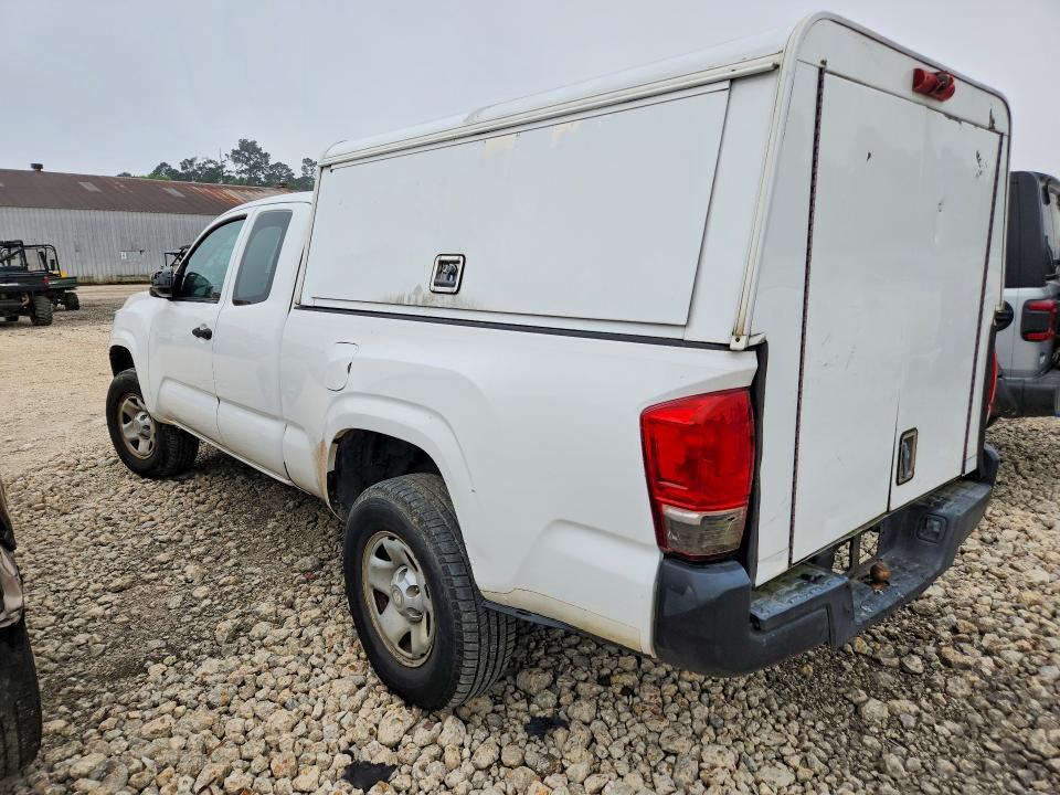 2016 Toyota Tacoma SR