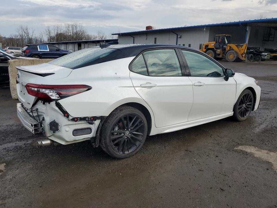 2024 Toyota Camry xse V6