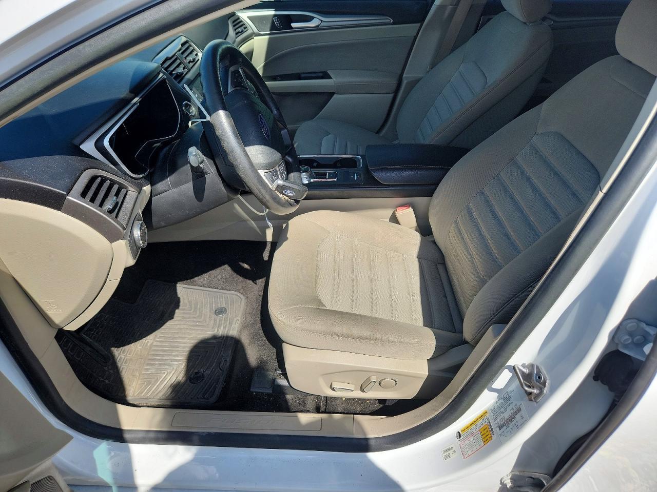 2018 Ford Fusion se Hybrid