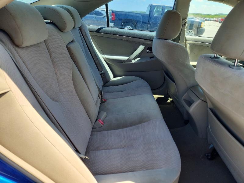 2011 Toyota Camry le