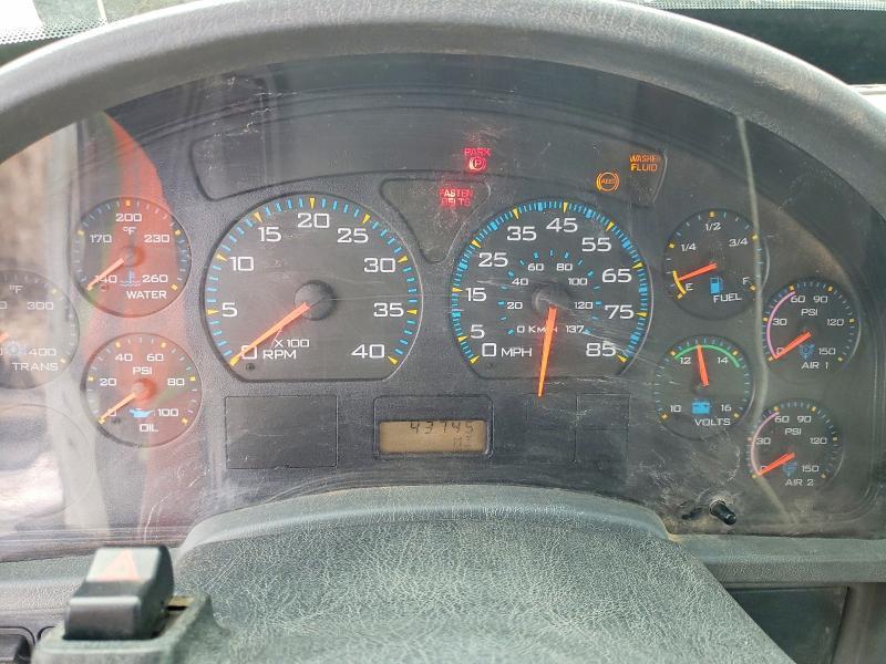 2005 International 2005 Intl 7400 6X4-Bucket Truck