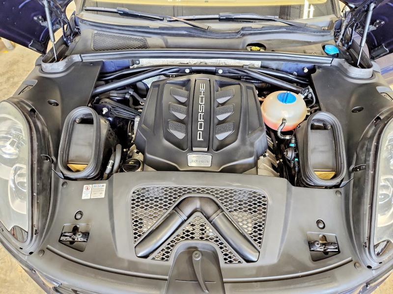 2016 Porsche Macan s
