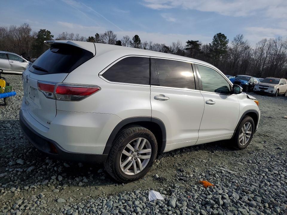 2015 Toyota Highlander le