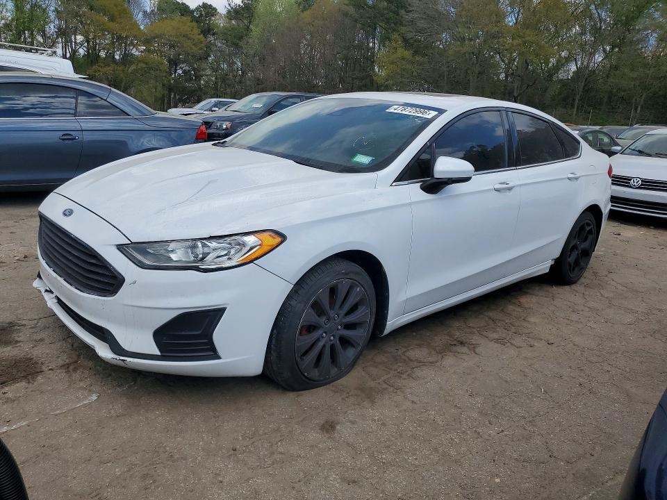 2019 Ford Fusion se