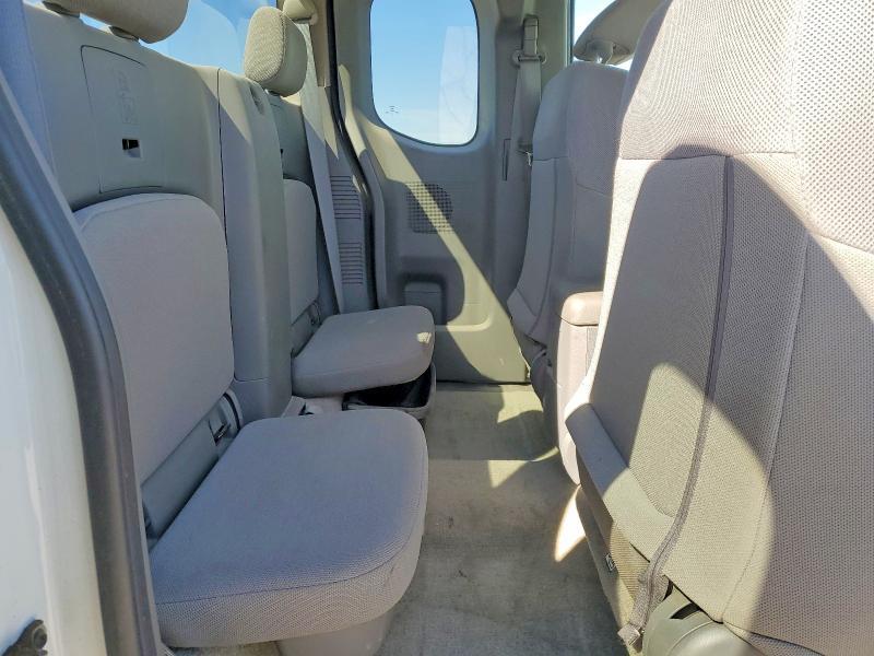 2017 Nissan Frontier S