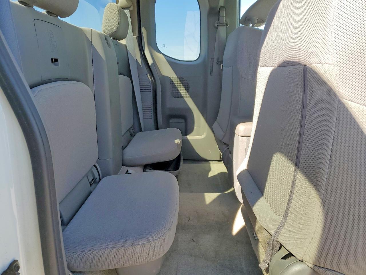 2017 Nissan Frontier S