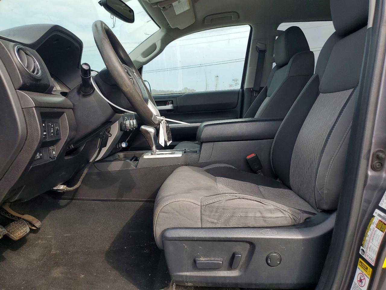 2015 Toyota Tundra SR5