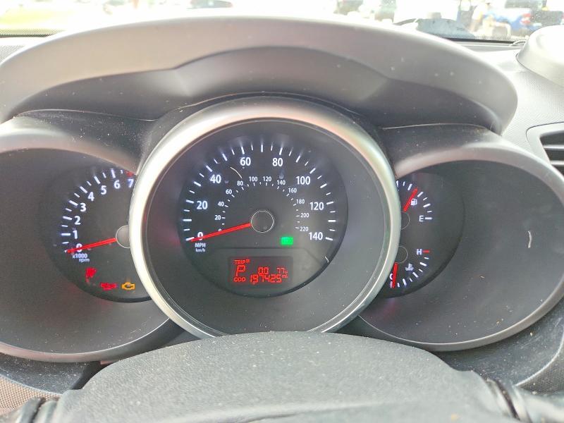 2012 KIA Soul +