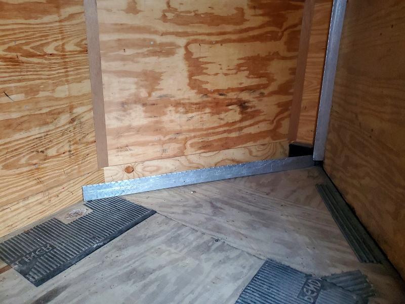 1996 Timberwolf 1996 Timber Wolf ST618WT Enclosed Cargo Trailer