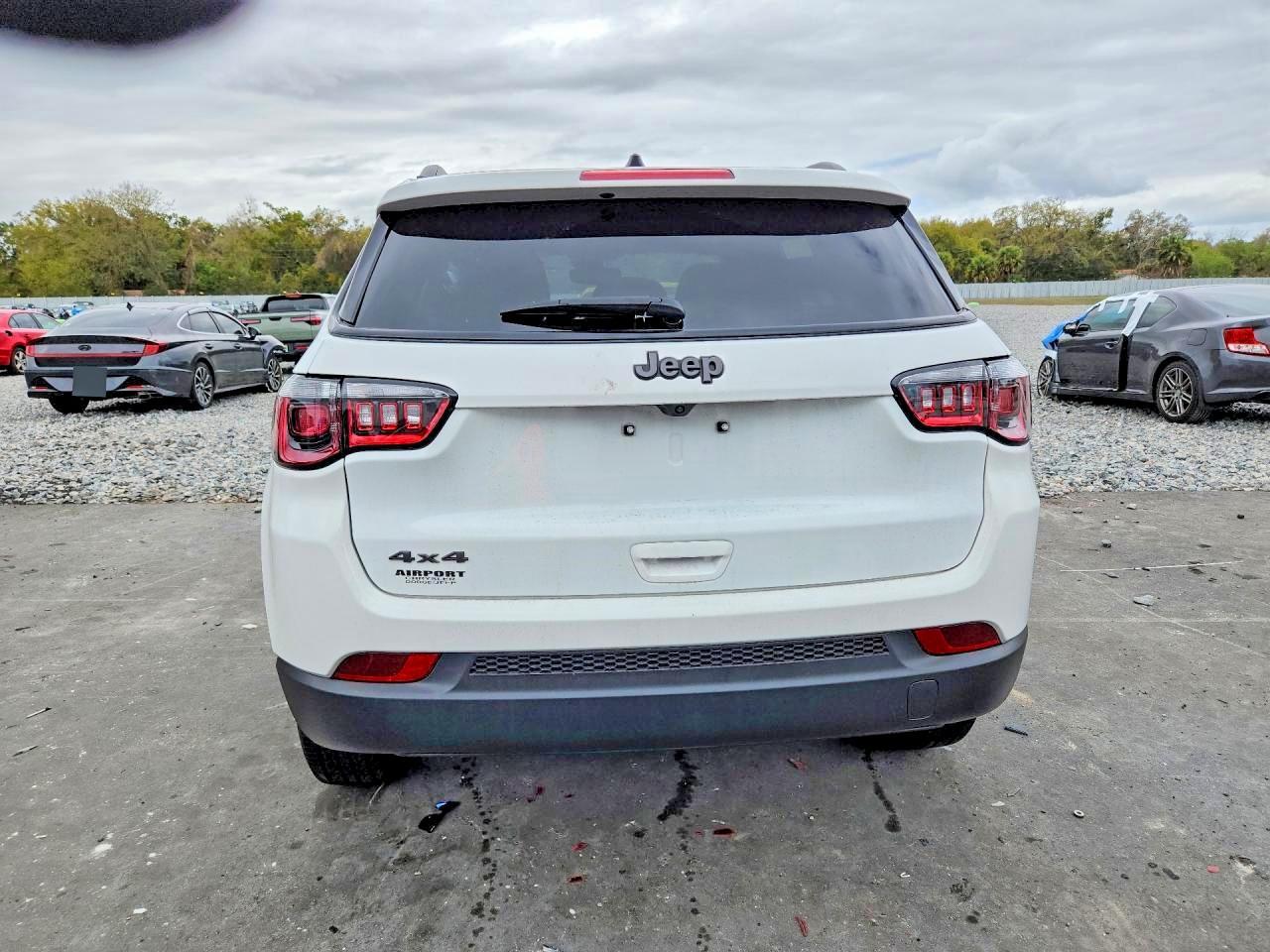 2025 Jeep Compass Latitude