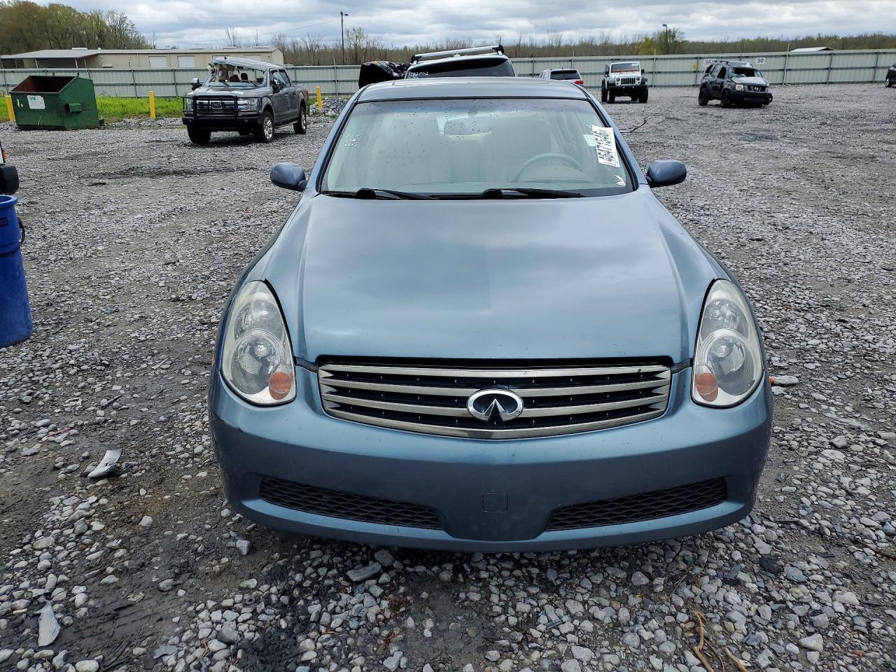 2005 Infiniti G35 Base