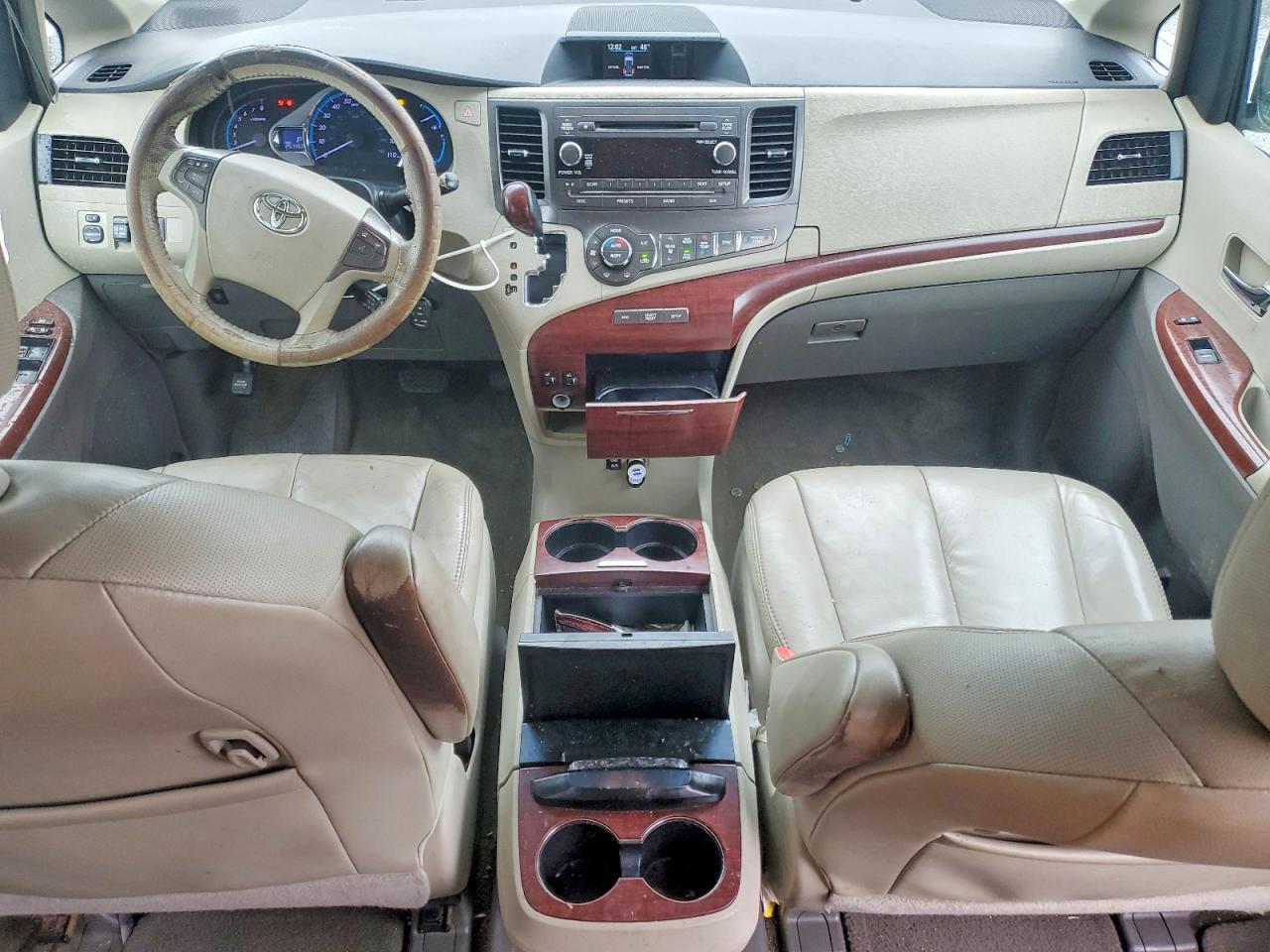 2012 Toyota Sienna