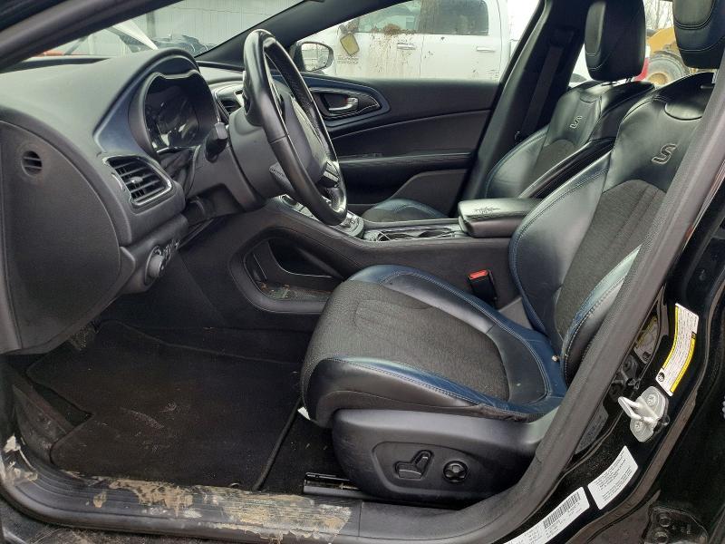 2016 Chrysler 200 s