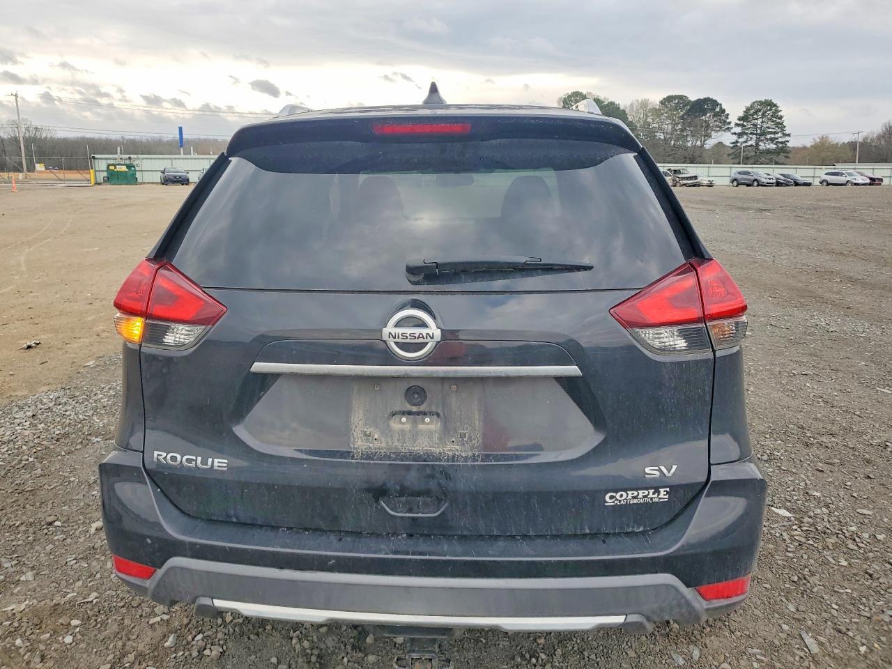 2018 Nissan Rogue sv