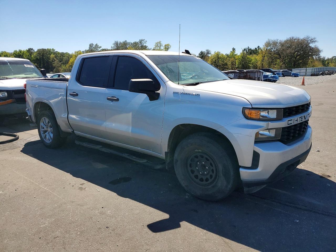2020 Chevrolet Silverado C1500 Custom