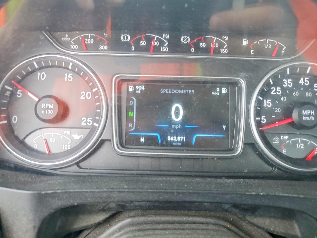 2019 International LT625 Semi Truck