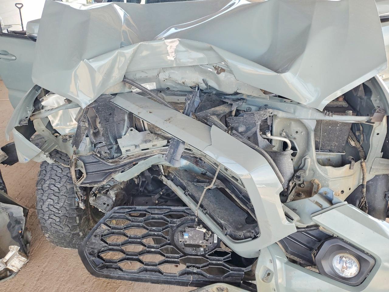 2022 Toyota Tacoma TRD OFF-Road