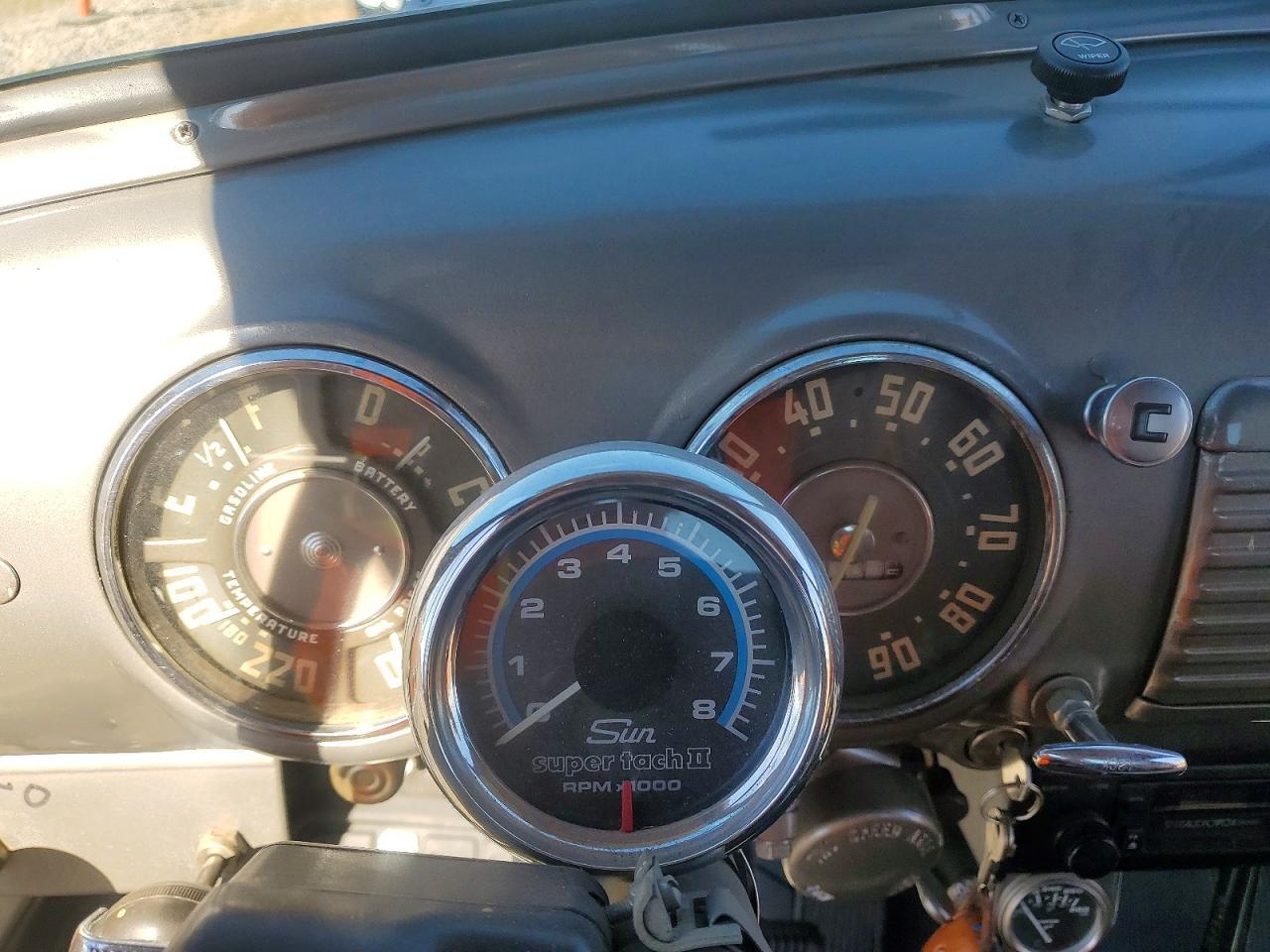 1953 Chev Rolet 6400 2 TON Truck