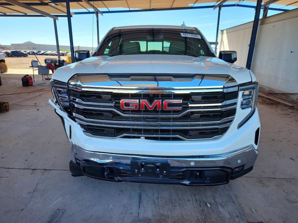 2024 GMC Sierra K1500 slt