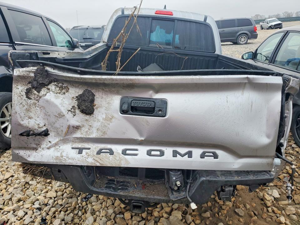 2019 Toyota Tacoma SR V6