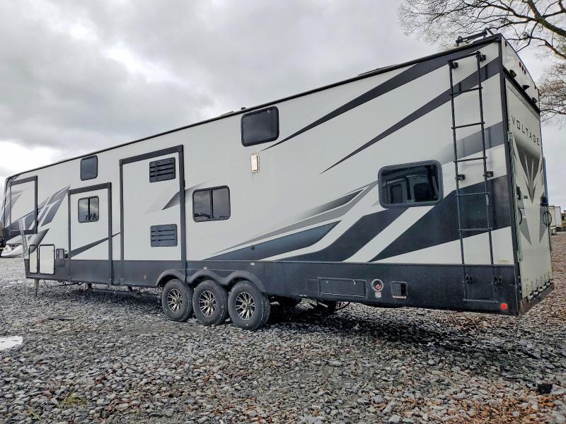 2021 Keystone Voltage Camper