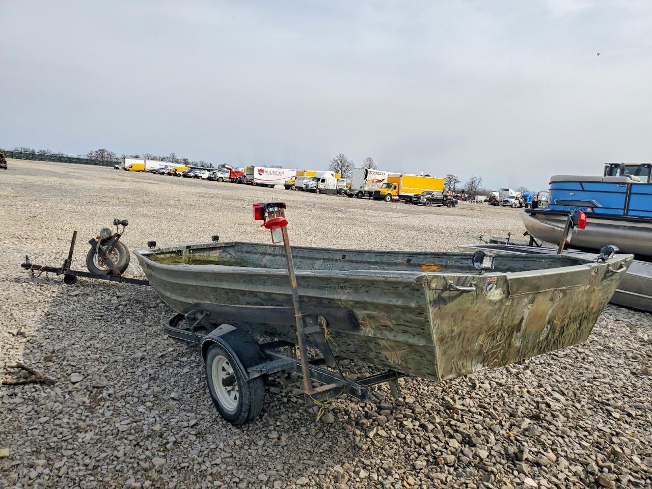 2000 Boat Boat