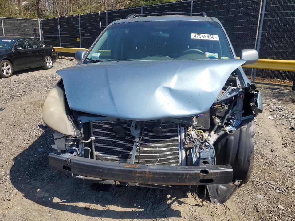 2008 Toyota Sienna