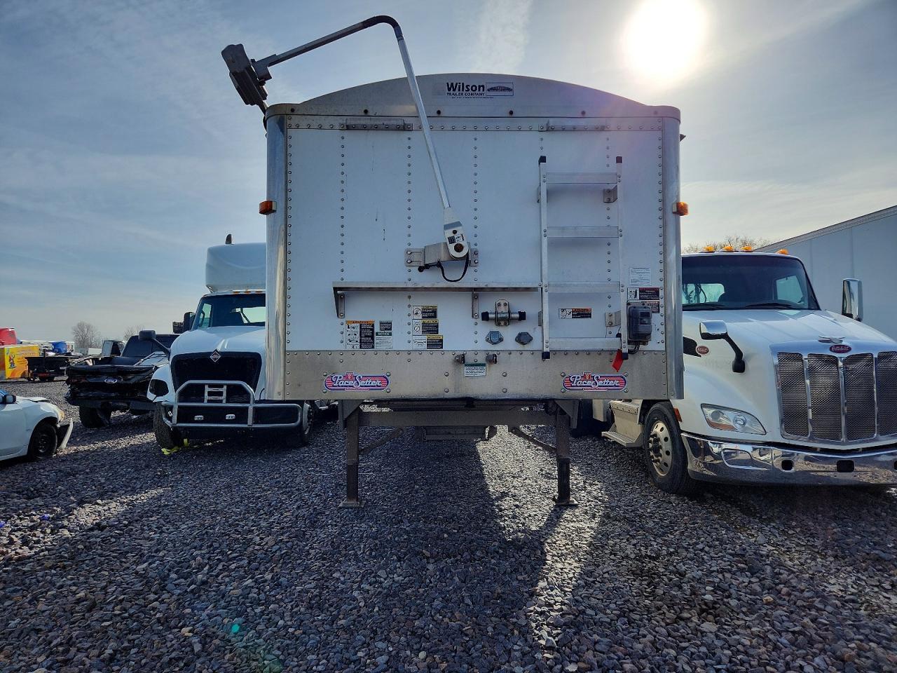2008 Wilson DWH 500 Grain Trailer