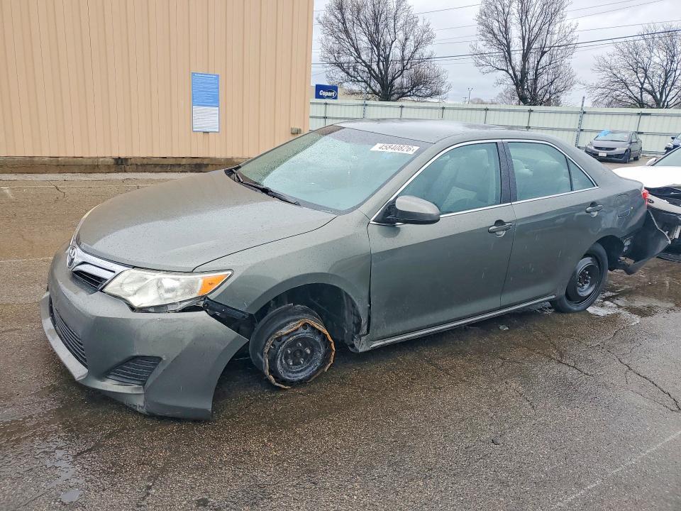 2013 Toyota Camry le
