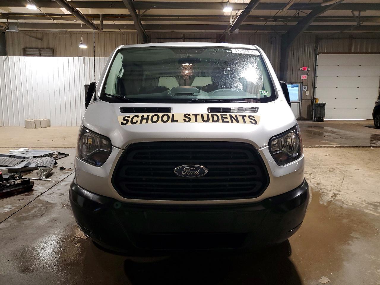 2019 Ford Transit T-150