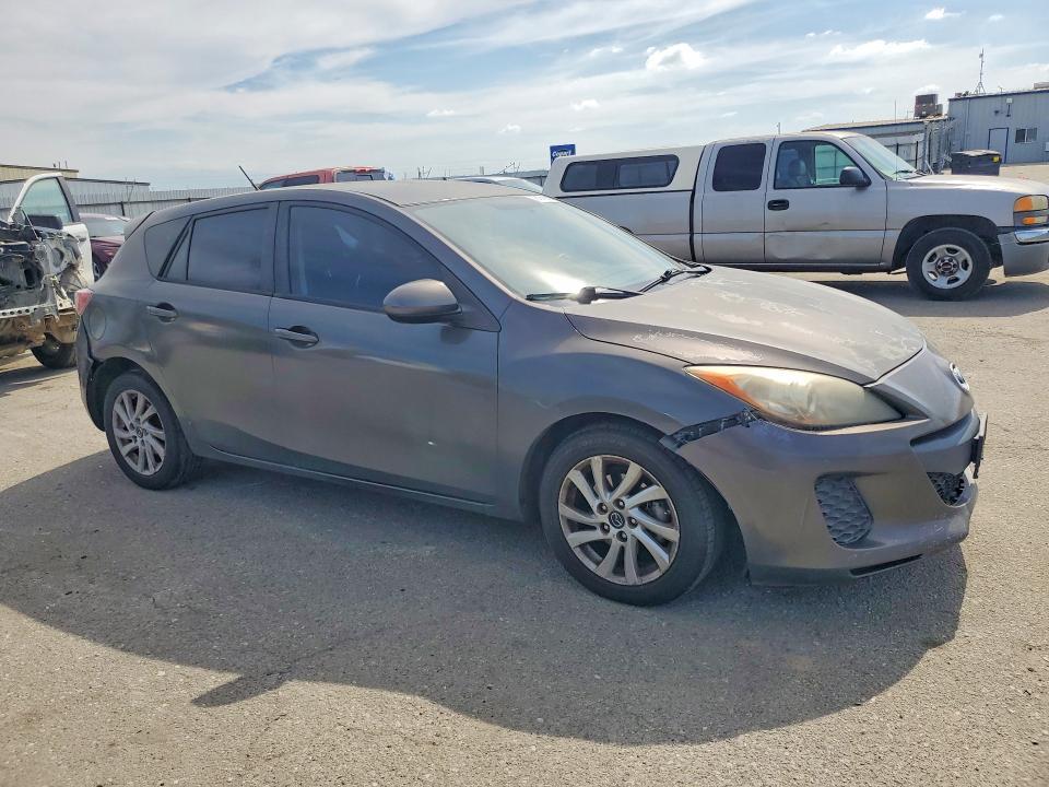 2013 Mazda 3 I