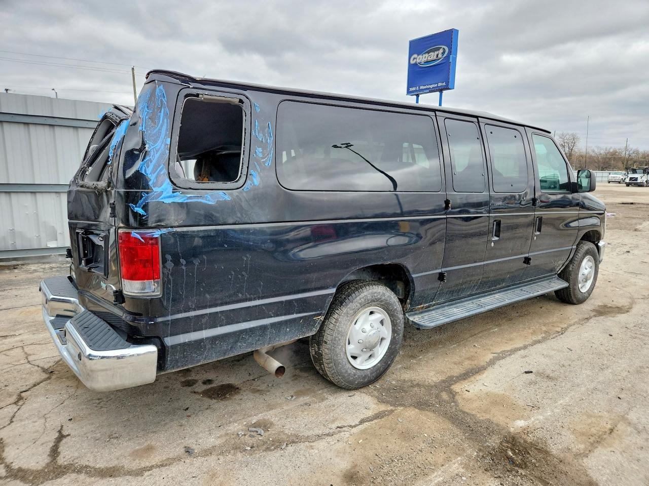 2012 Ford Econoline E350 Super Duty Wagon