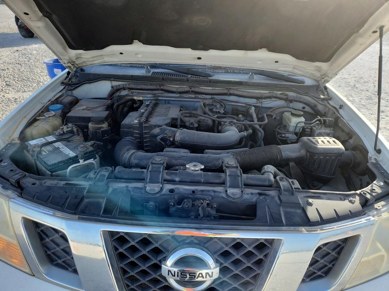 2015 Nissan Frontier S
