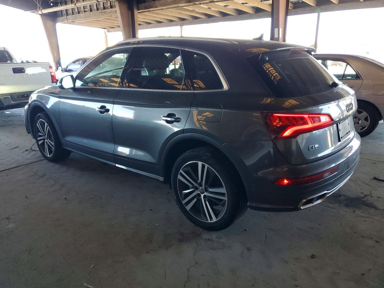 2020 Audi Q5 e Prestige