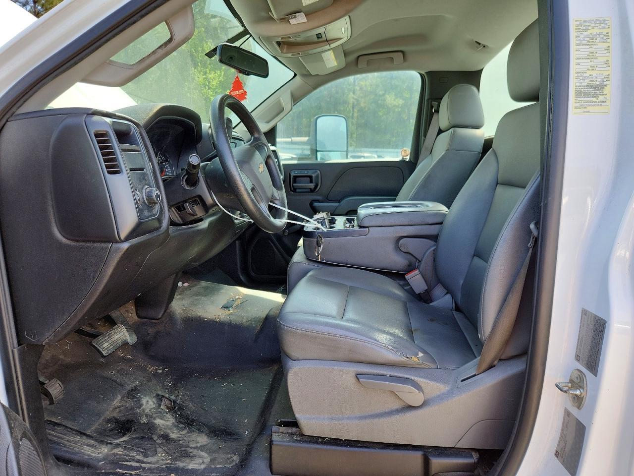 2016 Chevrolet Silverado Truck Cab AND Chassis