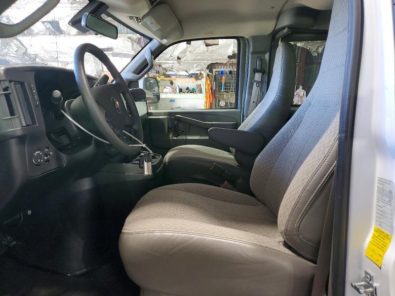 2025 Chevrolet Express G3500 LT