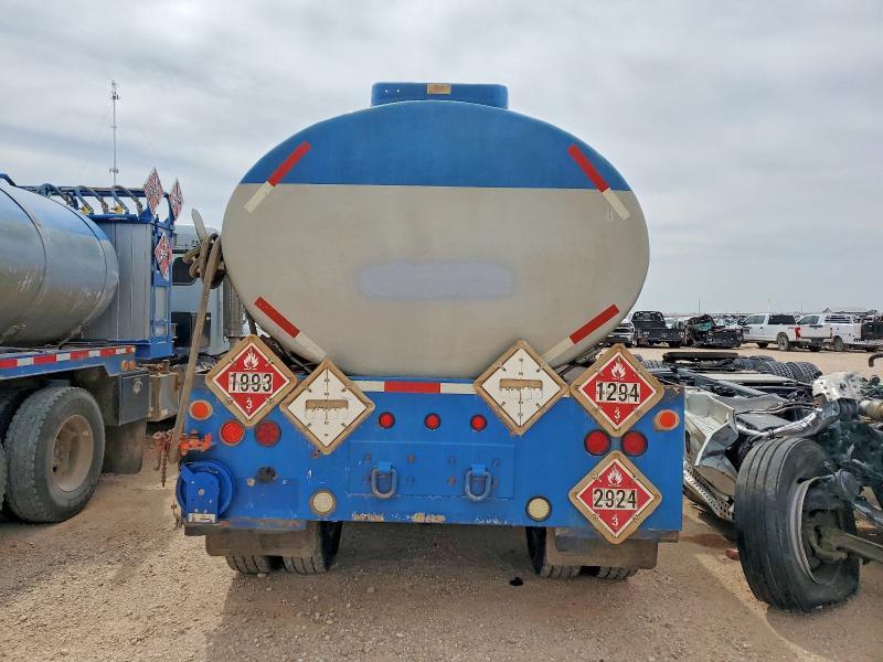 2015 Peterbilt 348 Vacuum Truck