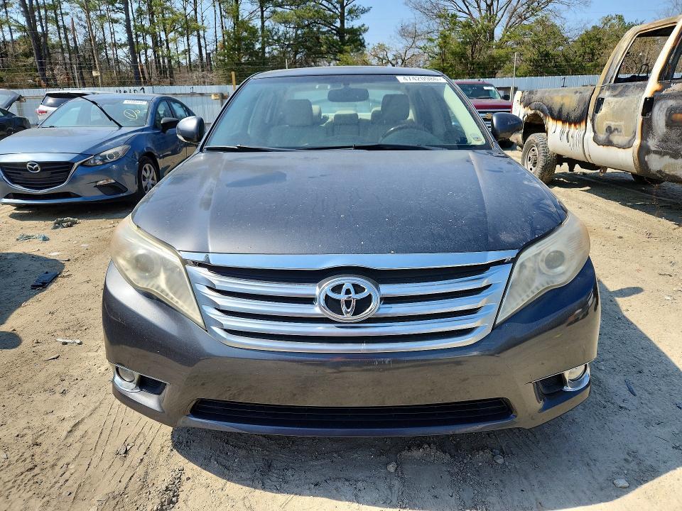 2011 Toyota Avalon Limited