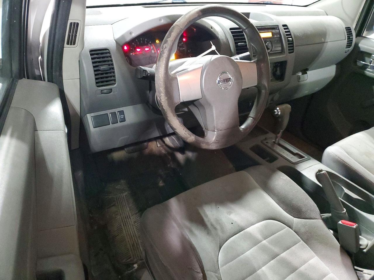 2013 Nissan Frontier S