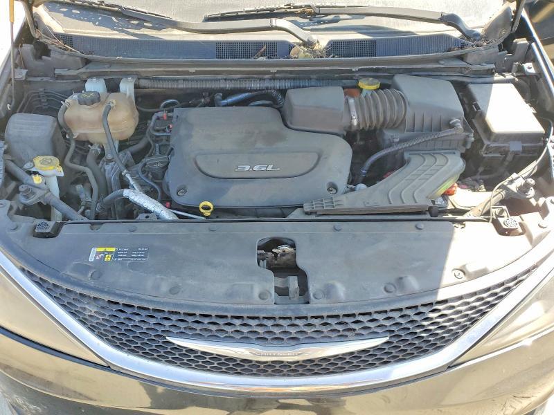 2017 Chrysler Pacifica lx